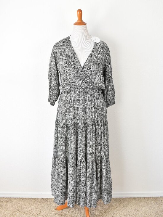 Petal & Pup Dresses & Skirts - Petal & Pup Hadyn Black and White Faux Wrap Maxi Dress NEW - 10